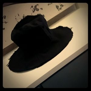 Black hat